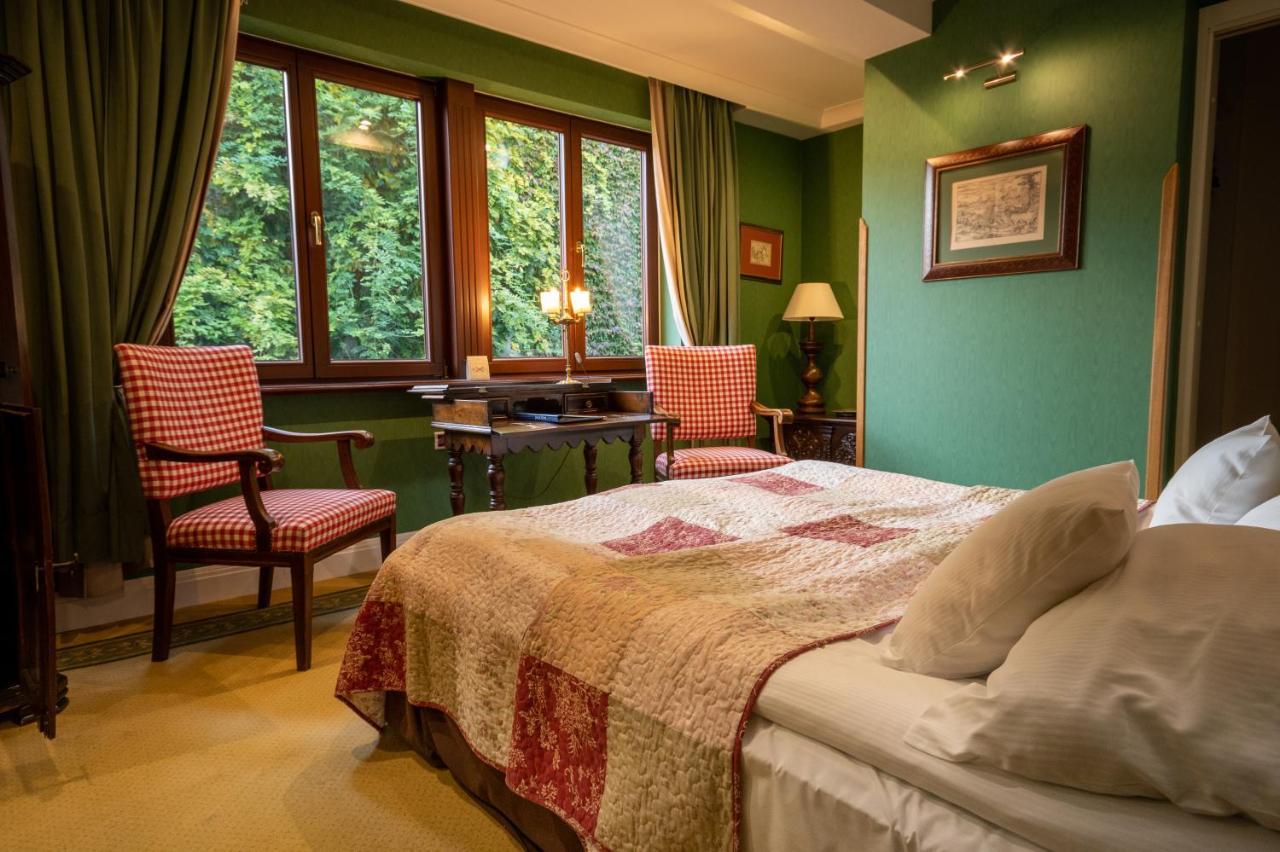 โรงแรมโกรเดก คราคูฟ ภายนอก รูปภาพ A room at the hotel